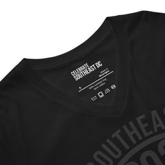 'Southeast / 202 Emblem' -Unisex Short Sleeve V-Neck T-Shirt